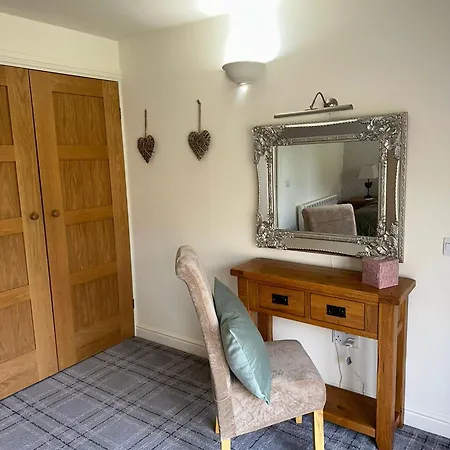 The Cart House At Snape Castle Mews *